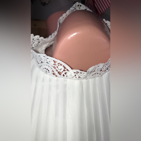 Speechless Women's Size 14 Top White Tunic Blouse Sleeveless NWOT - Picture 11 of 16